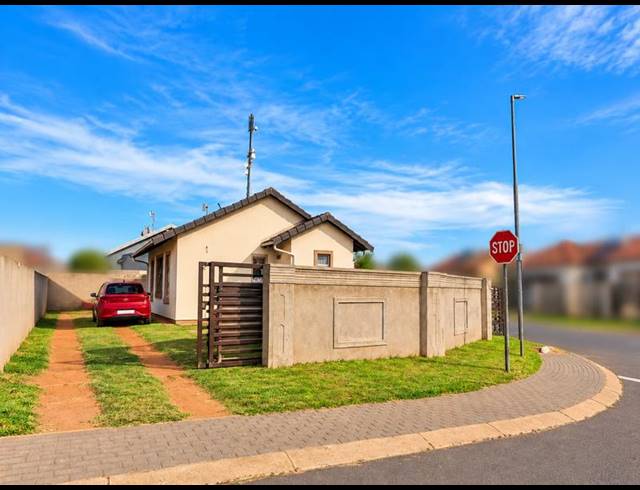 2 BEDROOM HOUSE FOR SALE IN ALLIANCE